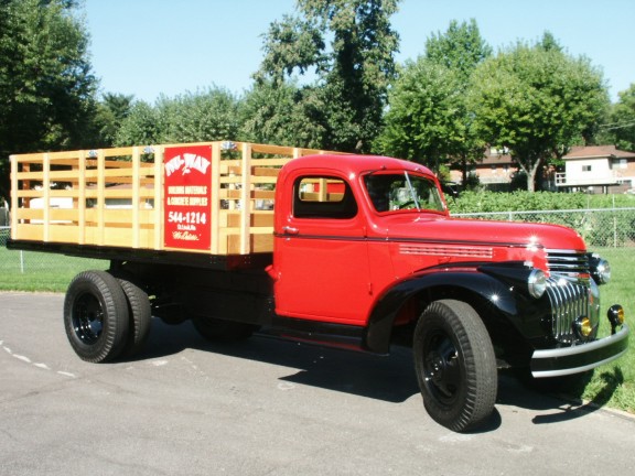 1946 Chevrolet De Luxe Stake Bed Truck